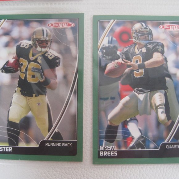 Lot of 10 New Orleans Saints NFL Player Cards - Picture 7 of 12